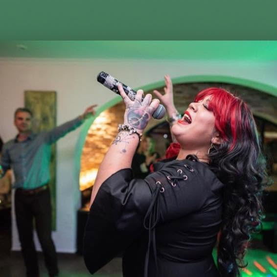 Soul & Pop Vocalist performing in Benidorm